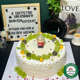 Bánh Mừng Thọ Bà gắn trái cây đơn giản