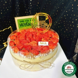 Bánh Kem tiramisu dâu tây tươi mát 