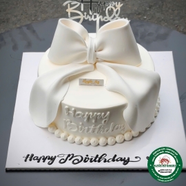 Bánh kem Nơ trắng