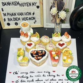 Set bánh tặng Kỉ niệm