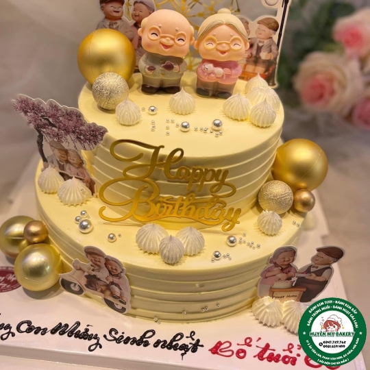 BÁNH SINH NHẬT HAI TẦNG CHO BỐ. ÔNG BÀ KỈ NIỆM NGÀY CƯỚI .