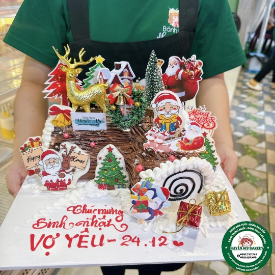 Bánh Kem Gốc Cây Noel 11