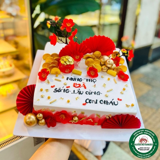 bánh kem vuông chữ nhật to 15