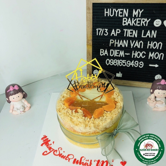 Bánh Bông Lan Trứng Muối sinh nhật 105