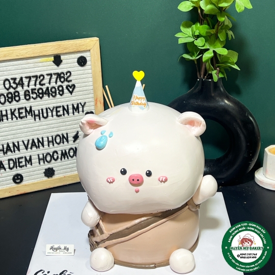 Bánh tượng heo ngồi