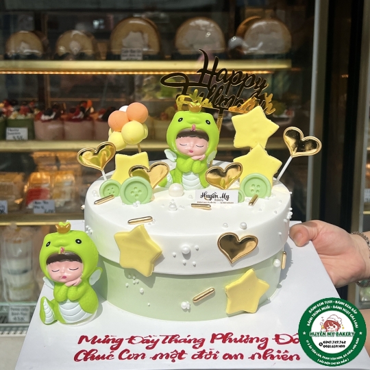 Bánh Kem thôi nôi bé Rắn chibi