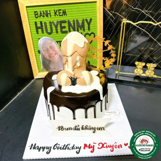 Bánh kem con ciu troll + in hình