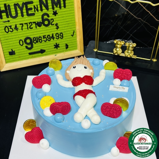 Bánh tạo hình body nữ troll