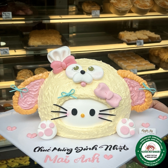 Bánh Kem Mèo Hello kitty đội mũ gấu