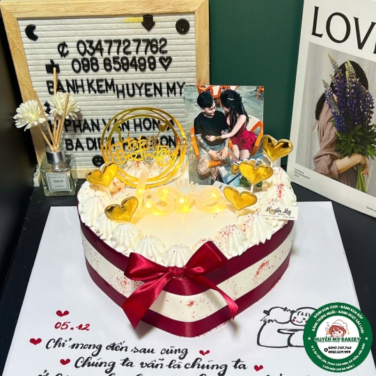 Bánh kỉ niệm / sinh nhật người yêu trái tim